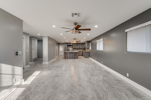 406 Sea Willow, Marion, TX 78124