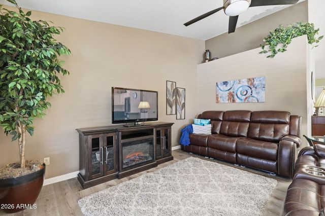 26202 S FLAME TREE Drive, Sun Lakes, AZ 85248