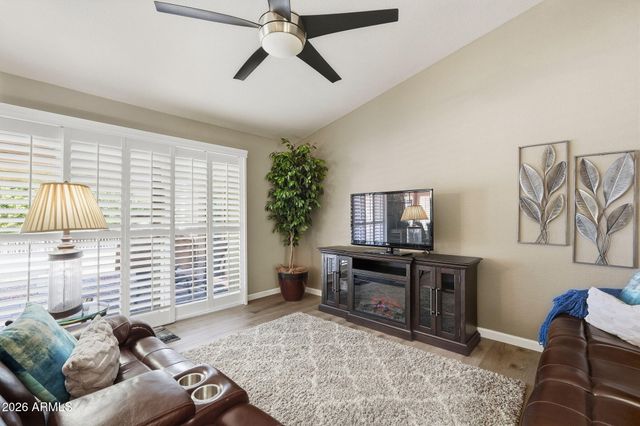 26202 S FLAME TREE Drive, Sun Lakes, AZ 85248
