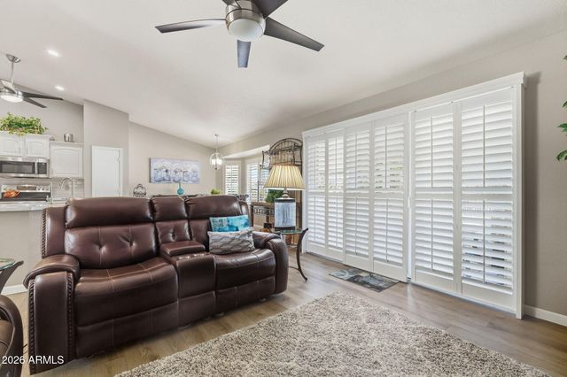 26202 S FLAME TREE Drive, Sun Lakes, AZ 85248