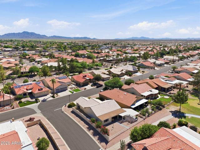 26202 S FLAME TREE Drive, Sun Lakes, AZ 85248