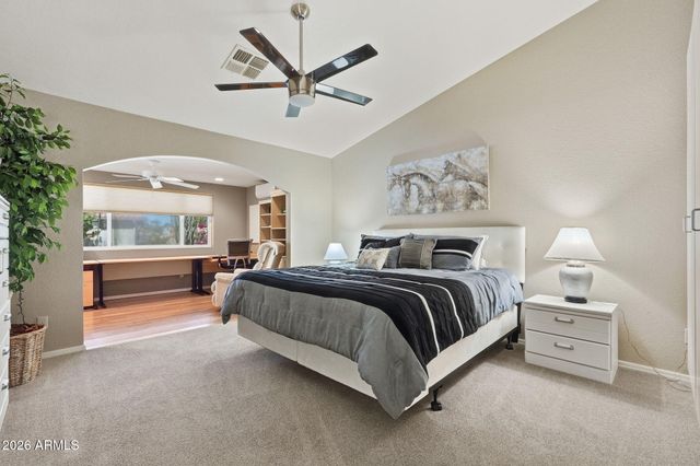 26202 S FLAME TREE Drive, Sun Lakes, AZ 85248