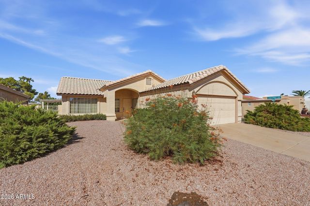 26202 S FLAME TREE Drive, Sun Lakes, AZ 85248