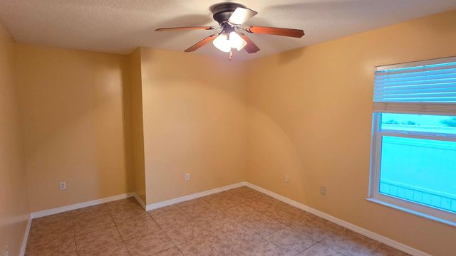 1752 SW Starman Avenue, Port St Lucie, FL 34953