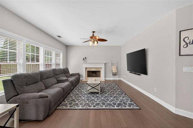 7819 Brass Lantern Drive, Flowery Branch, GA 30542