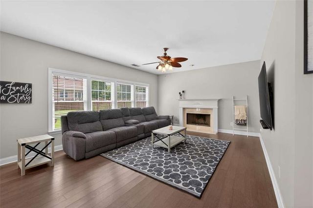 7819 Brass Lantern Drive, Flowery Branch, GA 30542