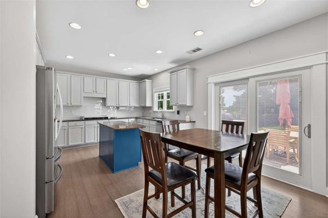 7819 Brass Lantern Drive, Flowery Branch, GA 30542