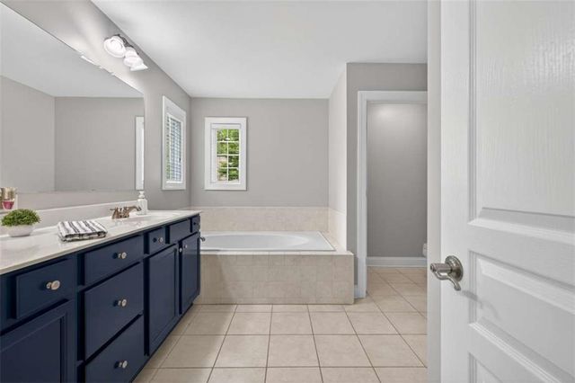 7819 Brass Lantern Drive, Flowery Branch, GA 30542