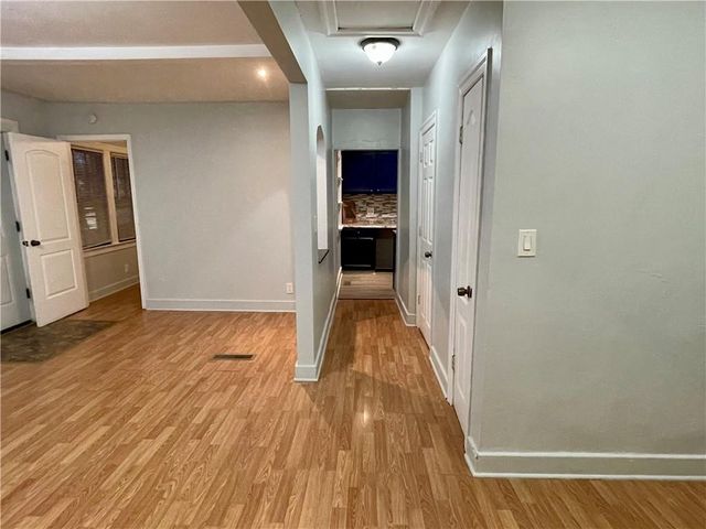 314 SW 10th Street, Blue Springs, MO 64015