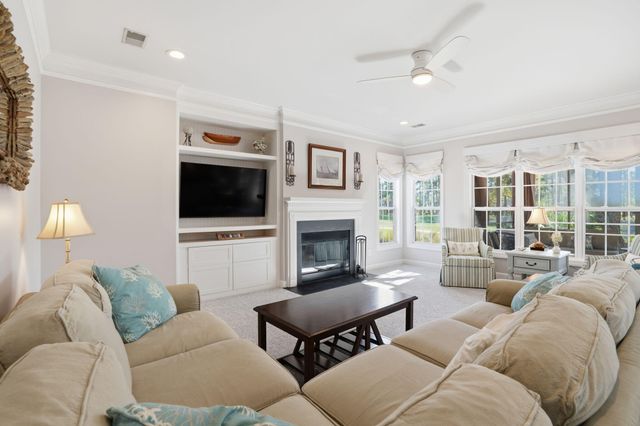 2705 Sarazen Drive, Mount Pleasant, SC 29466