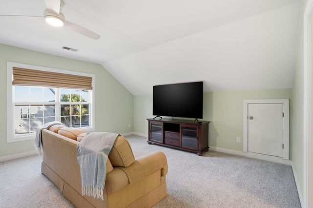 2705 Sarazen Drive, Mount Pleasant, SC 29466