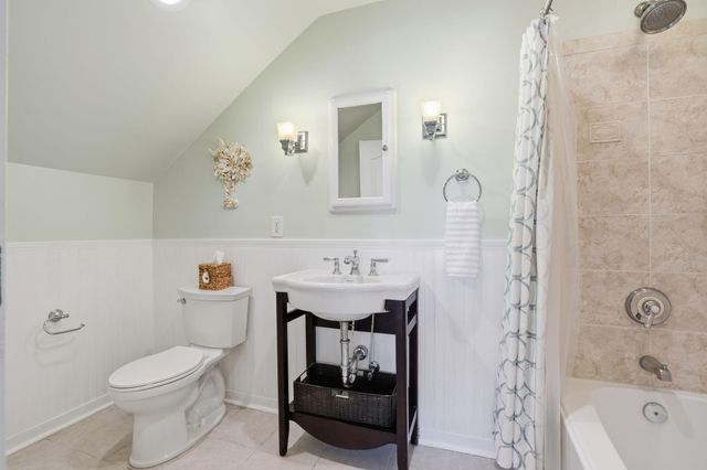 2705 Sarazen Drive, Mount Pleasant, SC 29466