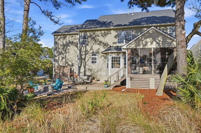 2705 Sarazen Drive, Mount Pleasant, SC 29466