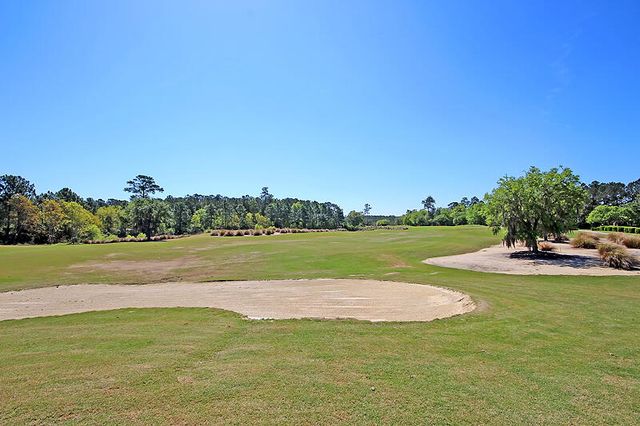 2705 Sarazen Drive, Mount Pleasant, SC 29466