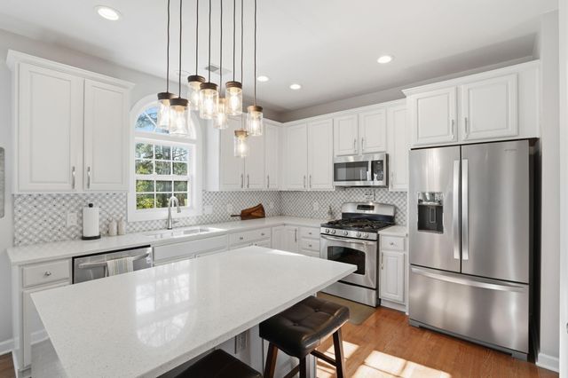 2705 Sarazen Drive, Mount Pleasant, SC 29466