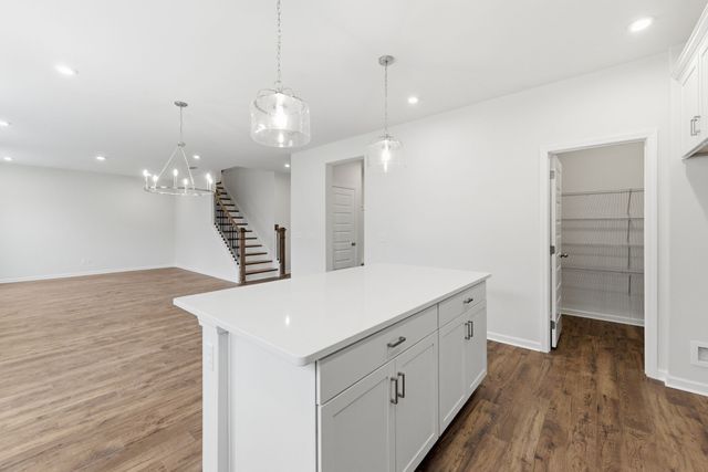 2640 Wallace Way, Hermitage, TN 37076