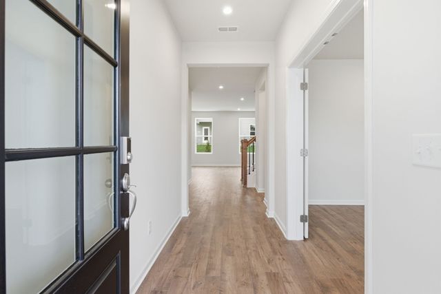 2640 Wallace Way, Hermitage, TN 37076