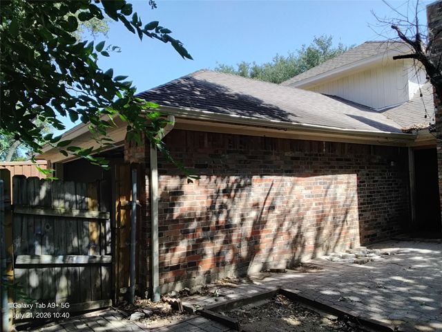2837 Perrine Place, Grand Prairie, TX 75052