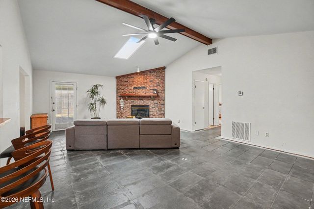 10930 STEEDING HORSE Drive, Jacksonville, FL 32257