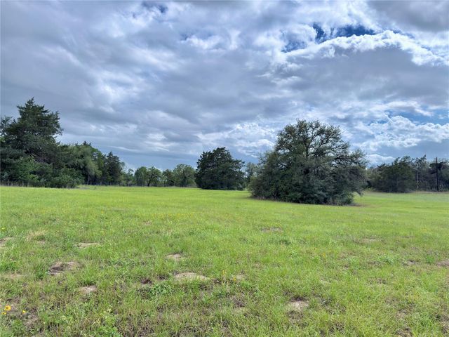 11602 Fm 389, Burton, TX 77835