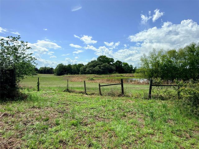11602 Fm 389, Burton, TX 77835