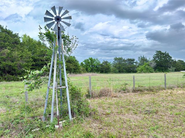 11602 Fm 389, Burton, TX 77835