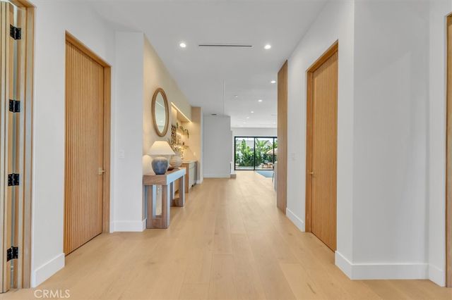 11956 Collins Street, Valley Village, CA 91607