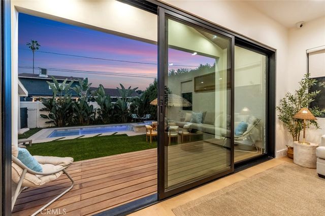 11956 Collins Street, Valley Village, CA 91607