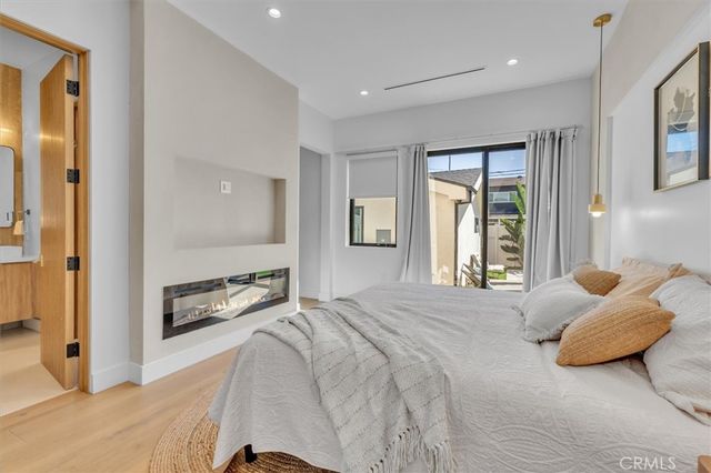 11956 Collins Street, Valley Village, CA 91607