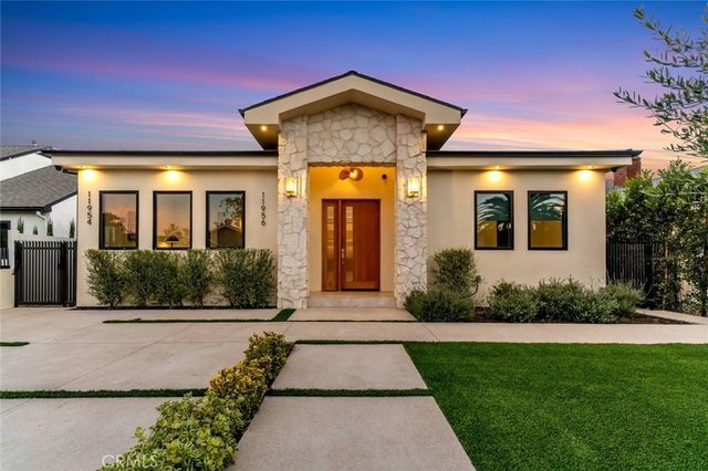 11956 Collins Street, Valley Village, CA 91607