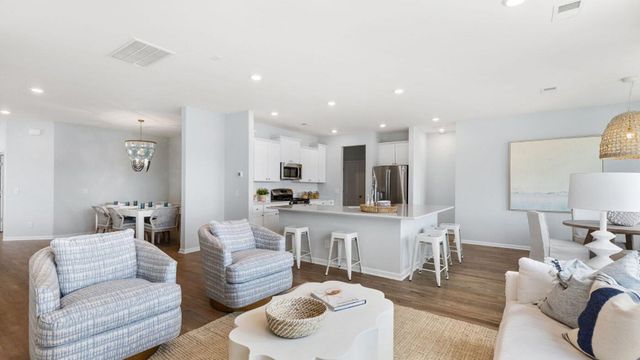 166 Beamon Loop, Summerville, SC 29486