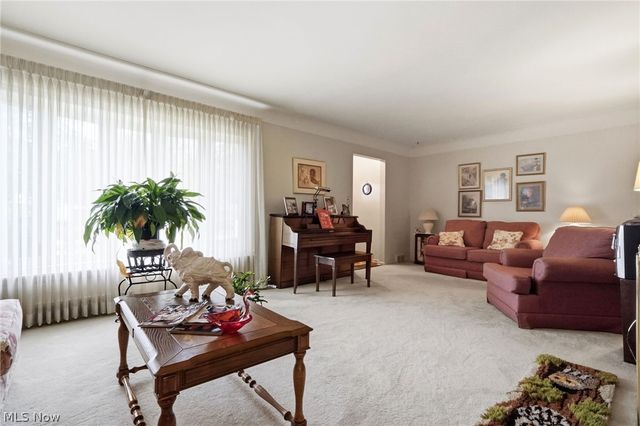 14471 Washington Boulevard, University Heights, OH 44118