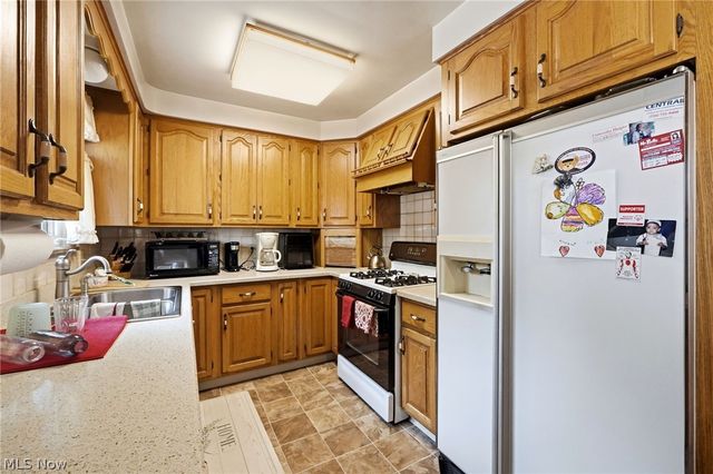 14471 Washington Boulevard, University Heights, OH 44118