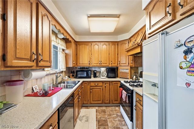 14471 Washington Boulevard, University Heights, OH 44118