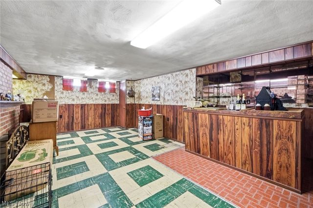 14471 Washington Boulevard, University Heights, OH 44118