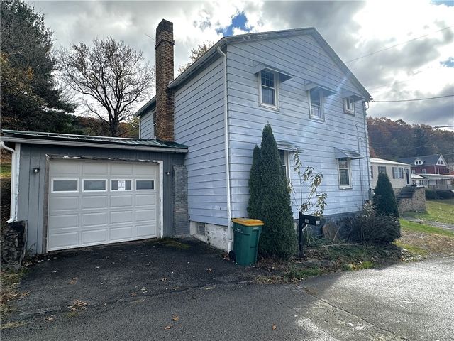 305 Crusher Way, Derry Boro, PA 15627