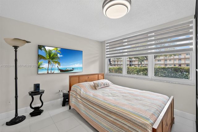 8851 Sunrise Lakes Blvd 116, Sunrise, FL 33322