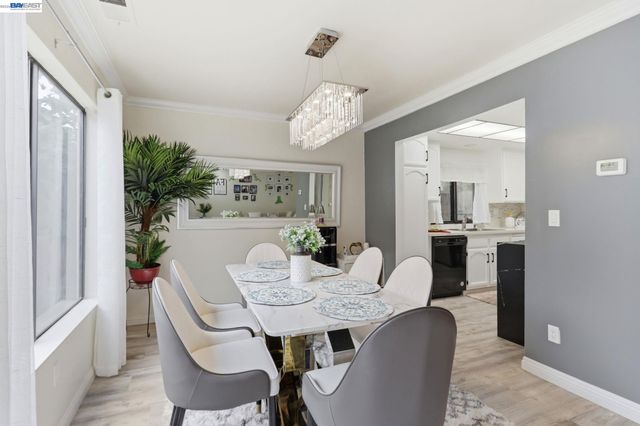 911 Erie Cir, Milpitas, CA 95035