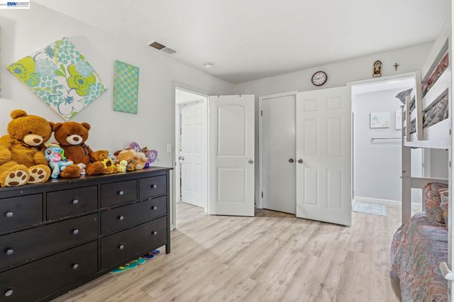 911 Erie Cir, Milpitas, CA 95035