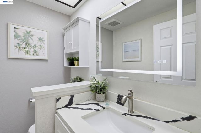 911 Erie Cir, Milpitas, CA 95035