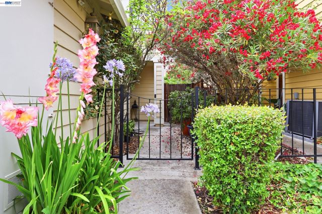 911 Erie Cir, Milpitas, CA 95035
