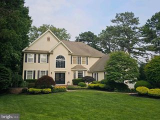 18 KNOTTINGHAM DR, Voorhees, NJ 08043
