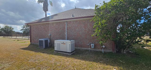 166 Ideal St, Belle Rose, LA 70341