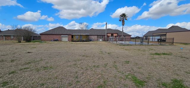 166 Ideal St, Belle Rose, LA 70341