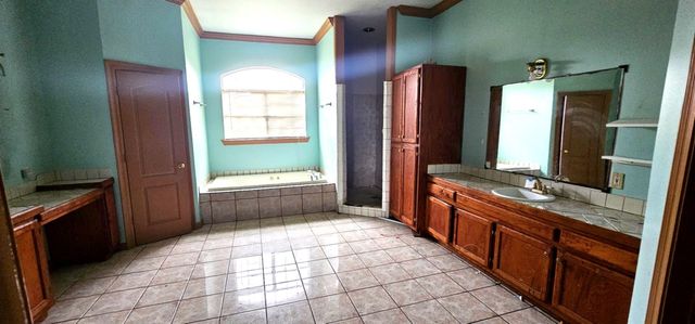 166 Ideal St, Belle Rose, LA 70341