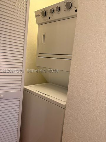 9323 SW 227th St 6-5, Cutler Bay, FL 33190