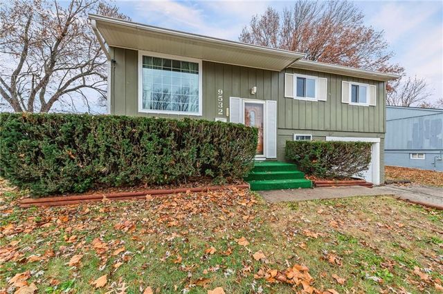 9532 Wallace Avenue, Kansas City, MO 64134