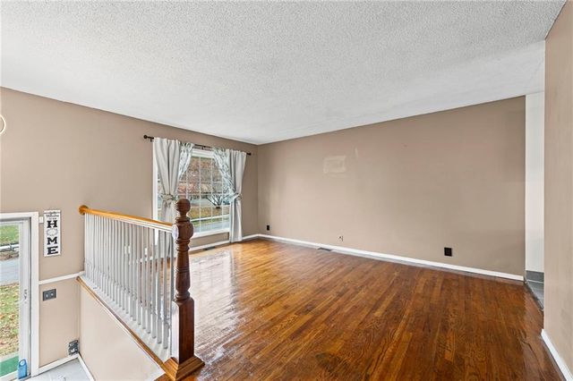 9532 Wallace Avenue, Kansas City, MO 64134