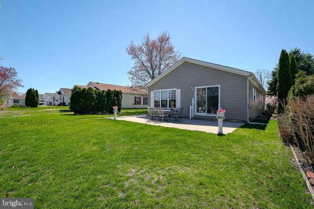 52 OAK RIDGE LN, Manahawkin, NJ 08050