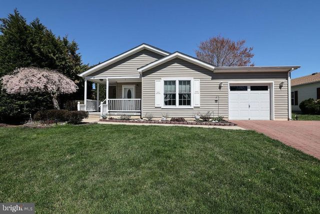 52 OAK RIDGE LN, Manahawkin, NJ 08050